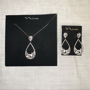 Beautiful CZ Teardrop Necklace and Earring Set